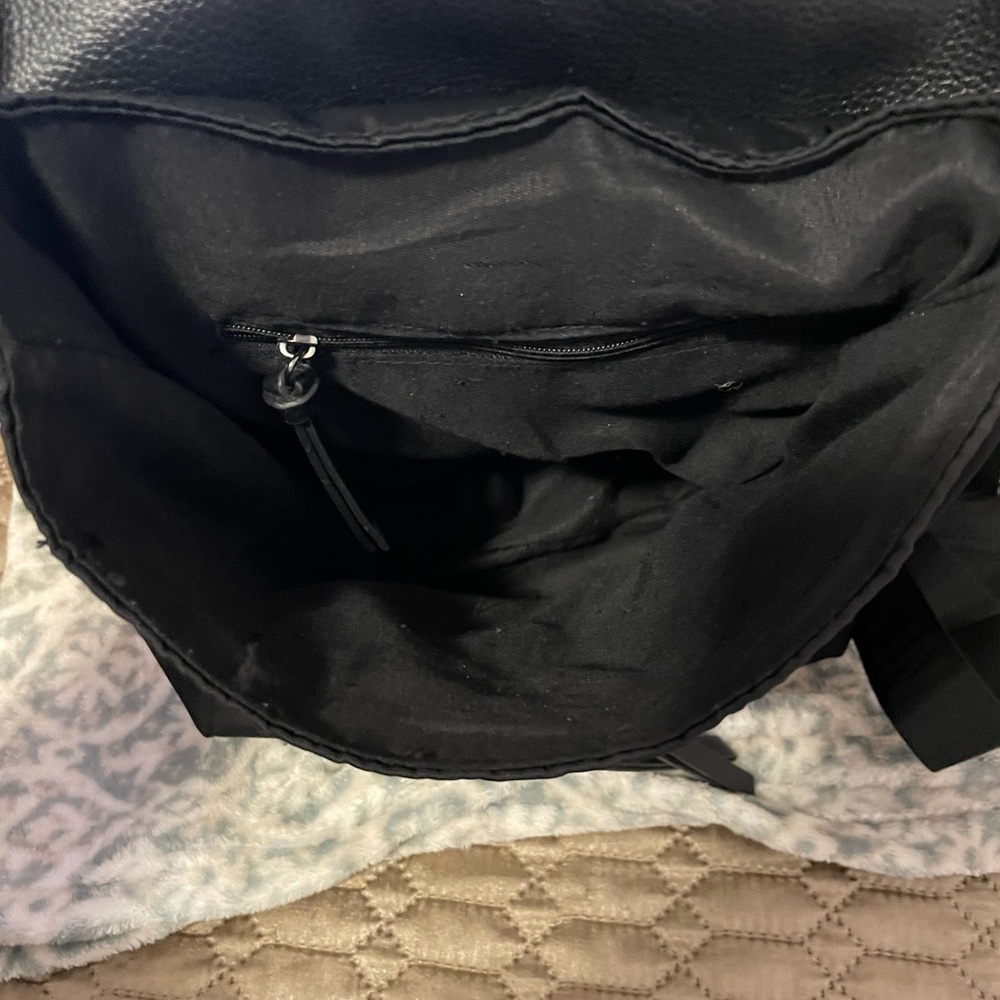 Botkier New York Trigger Backpack - Picture 3 of 9